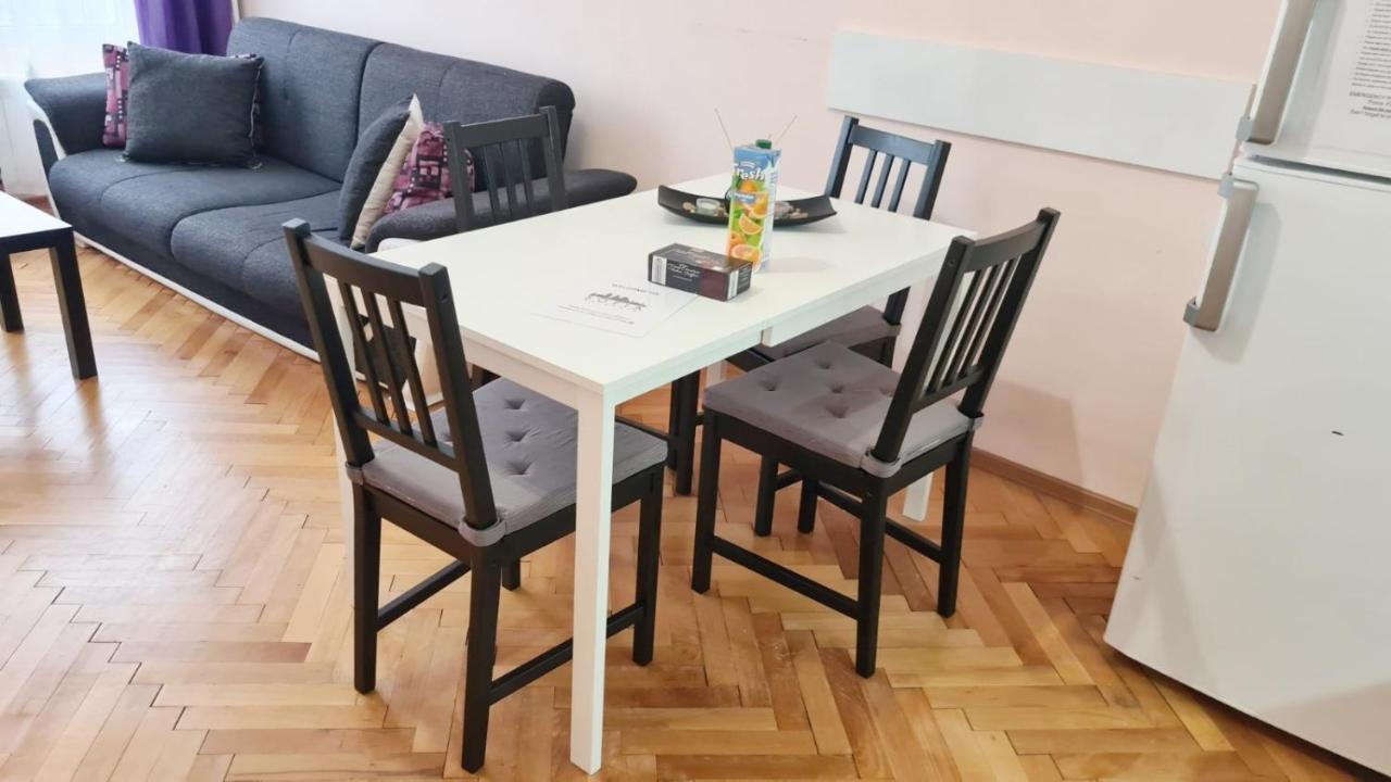 Lovely City Center 1Bd, 1Bt Apartment Sofia Eksteriør bilde