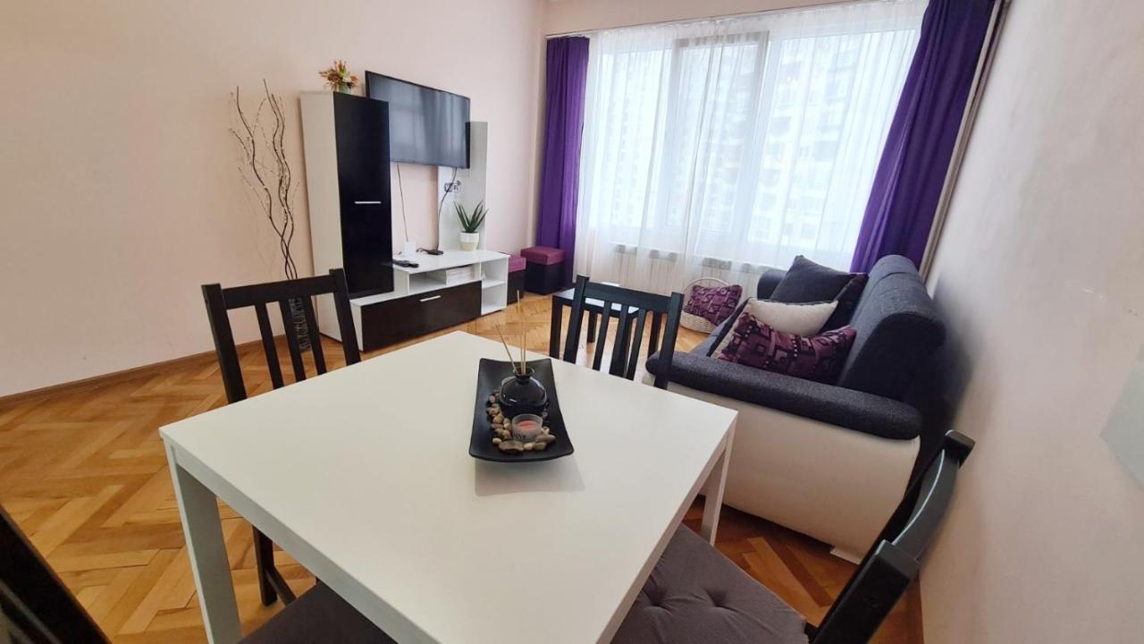 Lovely City Center 1Bd, 1Bt Apartment Sofia Eksteriør bilde