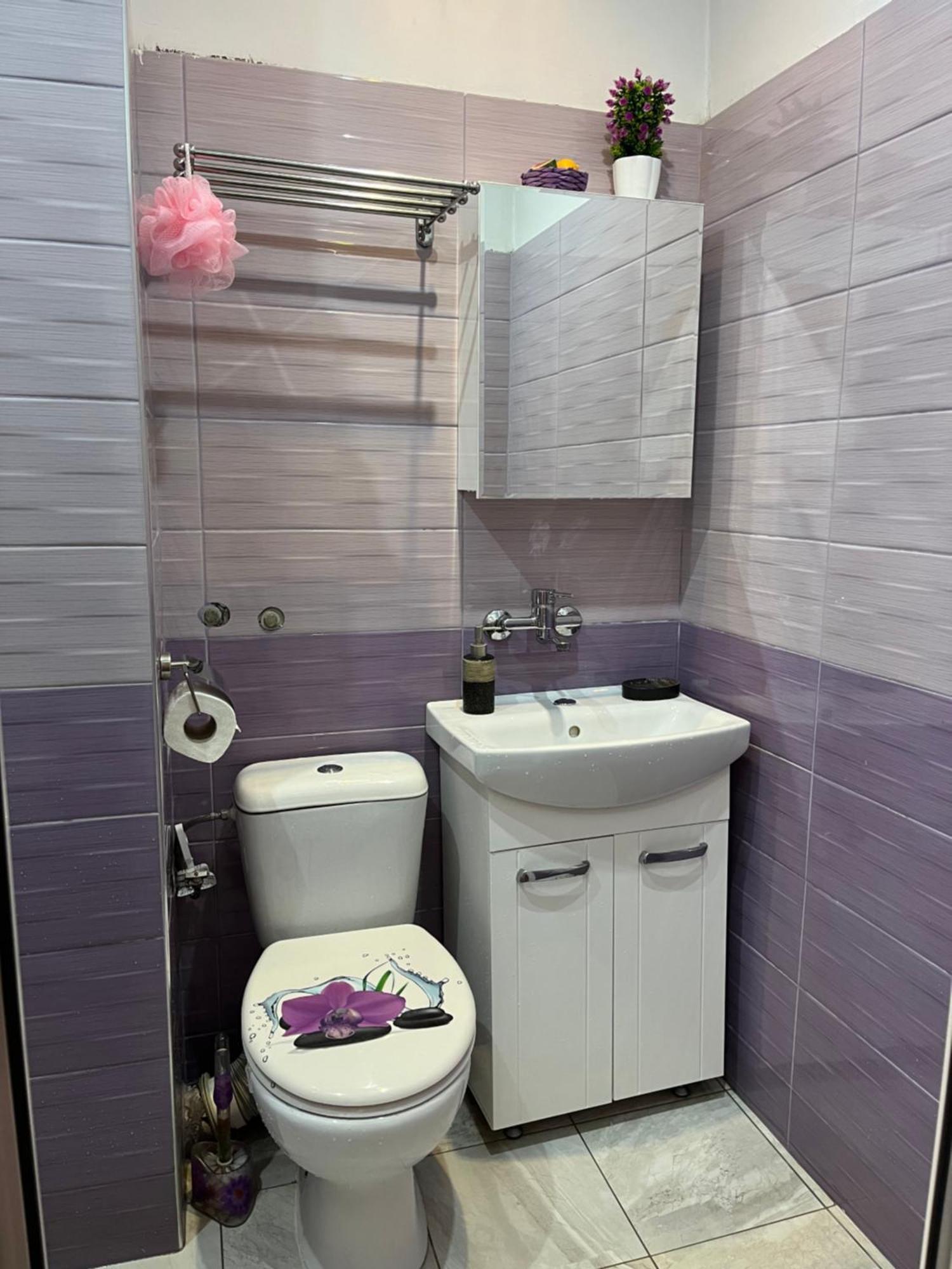 Lovely City Center 1Bd, 1Bt Apartment Sofia Eksteriør bilde